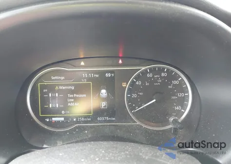 2018 Nissan Kicks Sv z USA, uszkodzony, nr VIN 3N1CP5CU3JL517773